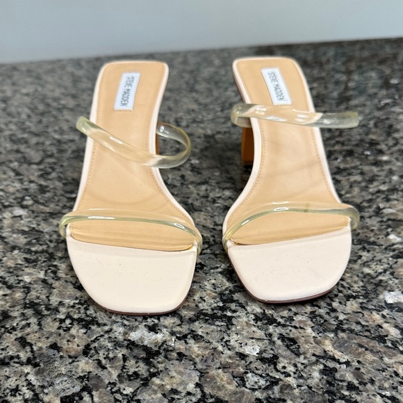 Steve Madden Clear and Nude Block Heel Sandals NWT 13 - Picture 4 of 11